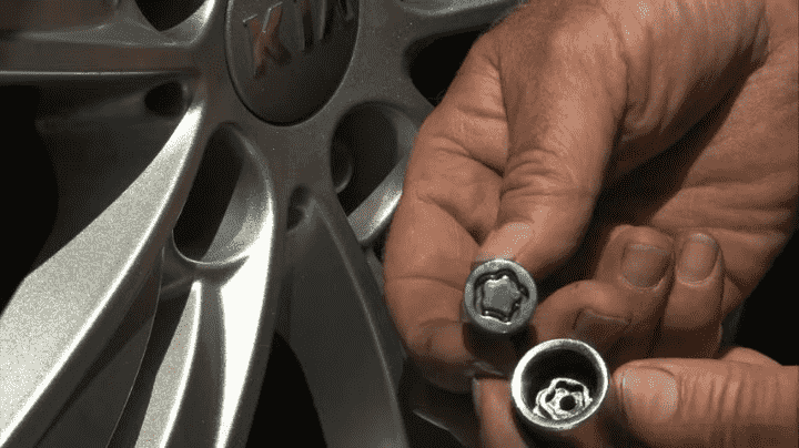 Advantages of a Wheel Lock Key 